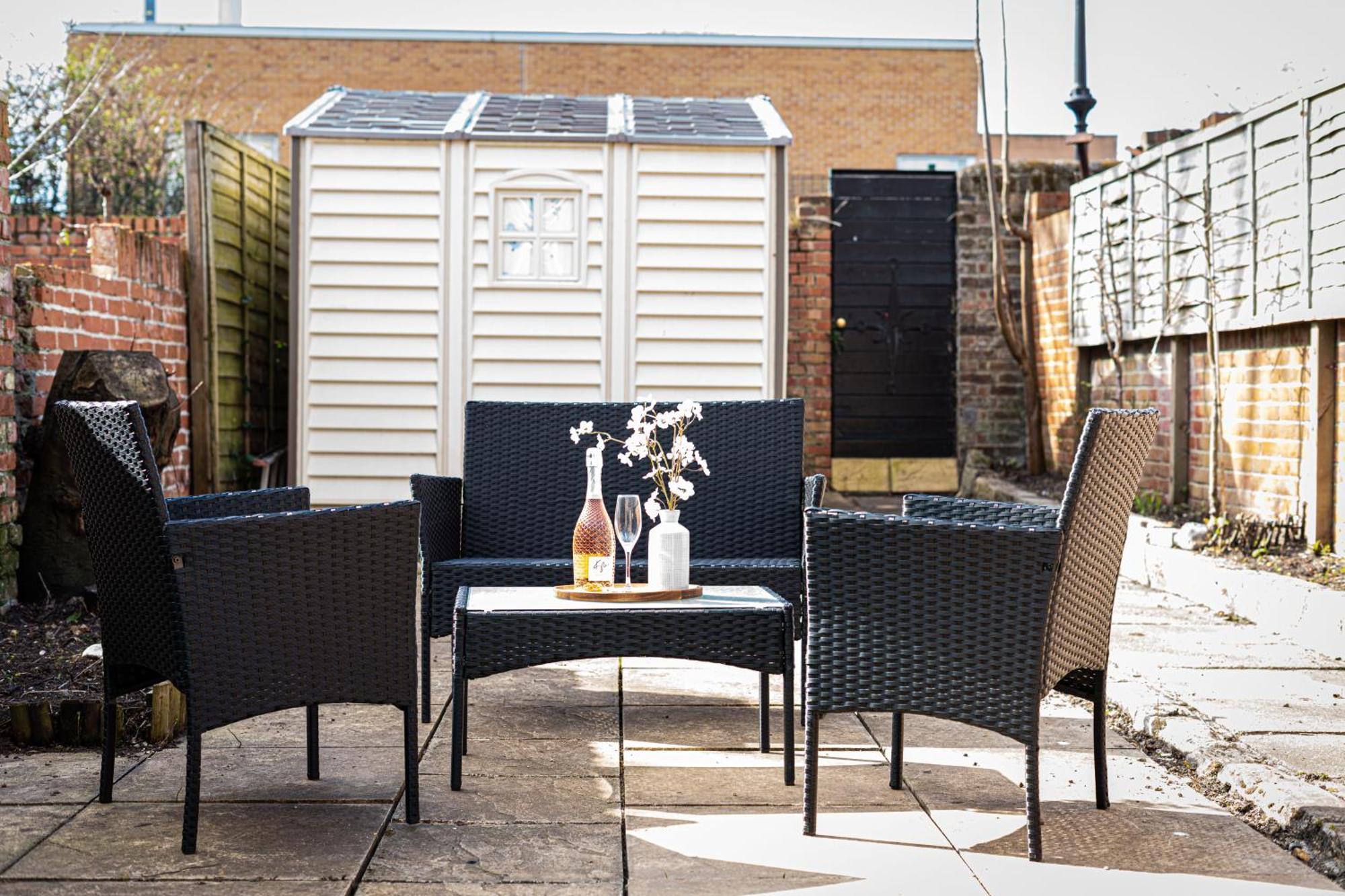 Open Mind - Hot Tub, 8 Guests & Free Parking *